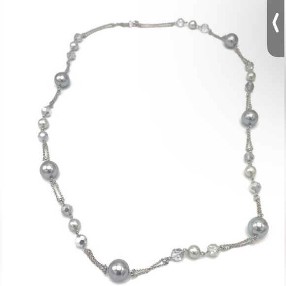 Carolee Faux Silver Pearl & Crystal Necklace - Picture 3 of 9